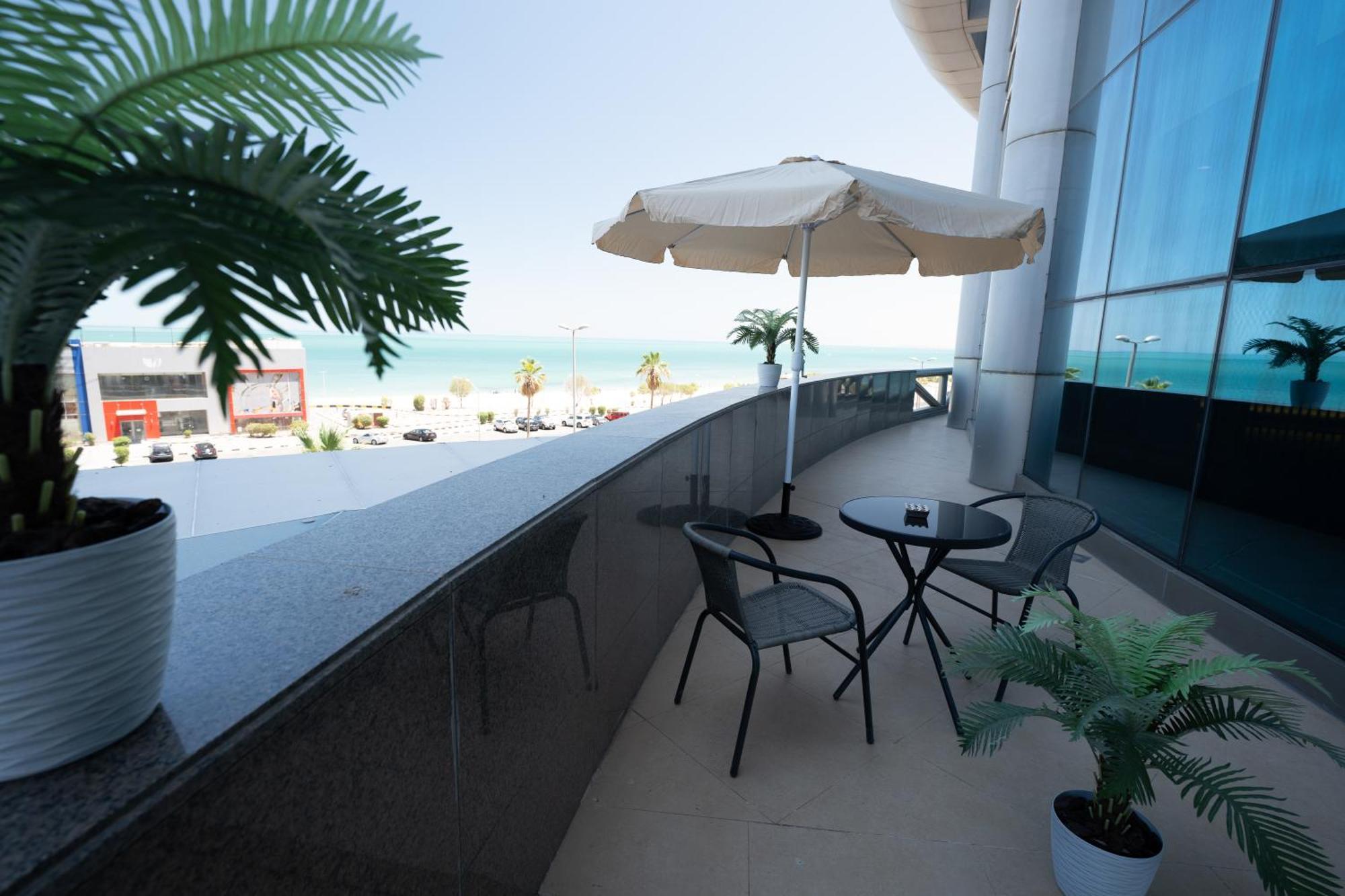 Kuwait Grand Hotel Kuwait City Exterior photo